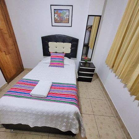 Hostal El Viajero En Ollantaytambo Eksteriør billede